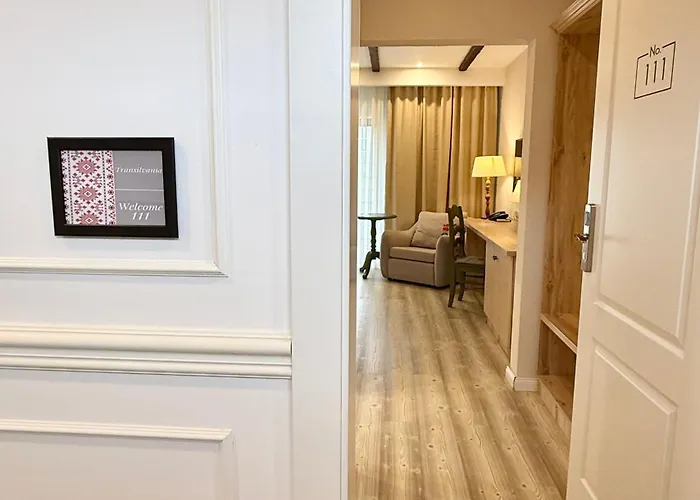 Krystal Boutique Mansion