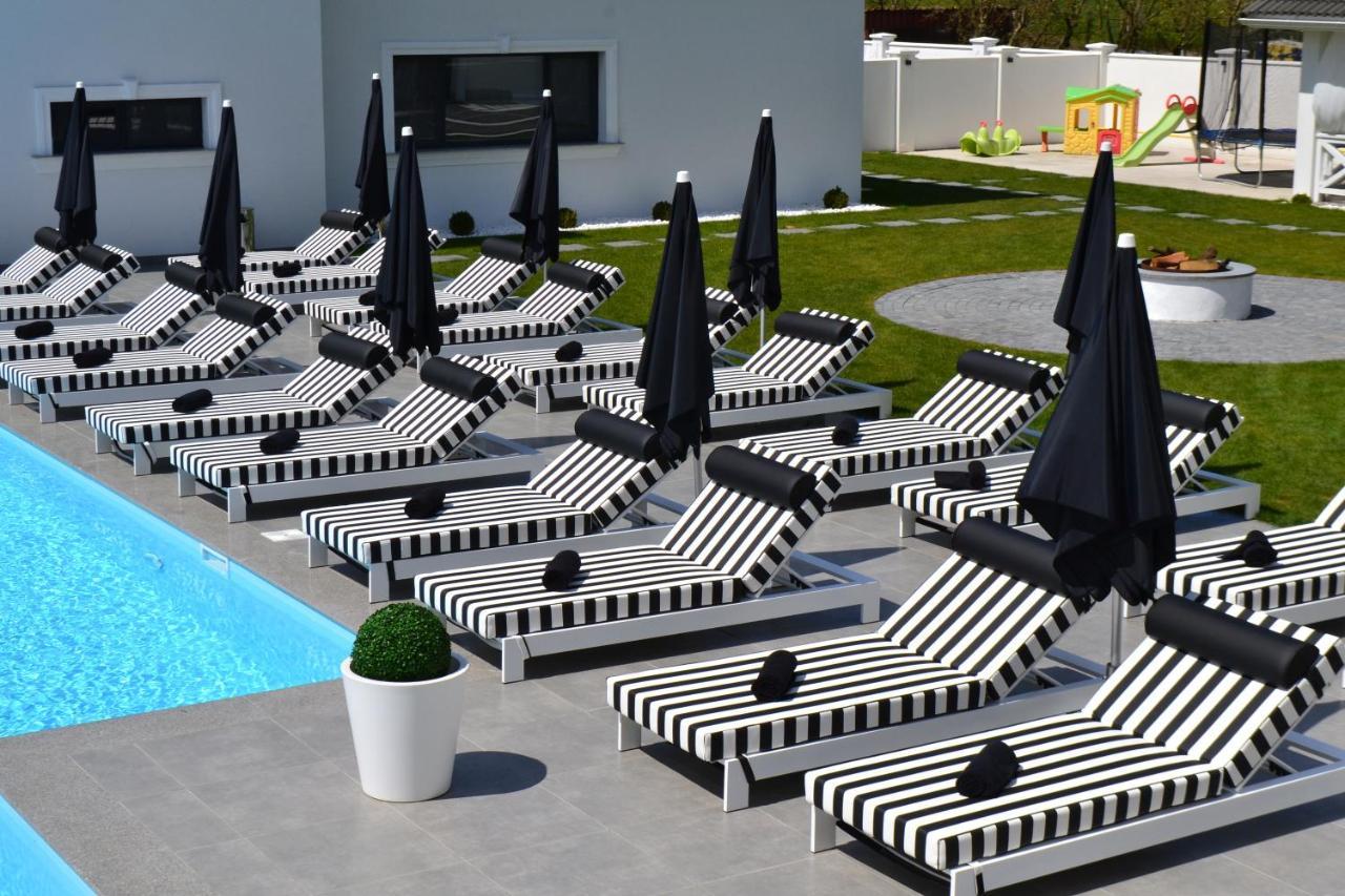 Krystal Boutique Mansion