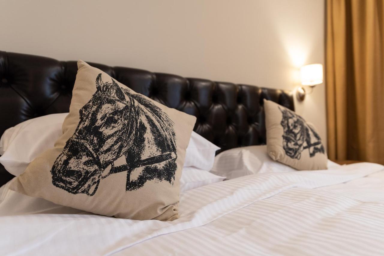 Krystal Boutique Mansion מלון 4*