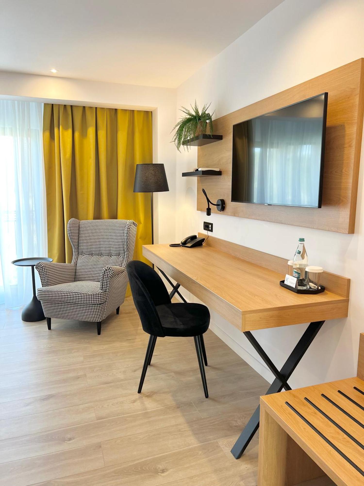 Hotel Krystal Boutique Mansion 4*