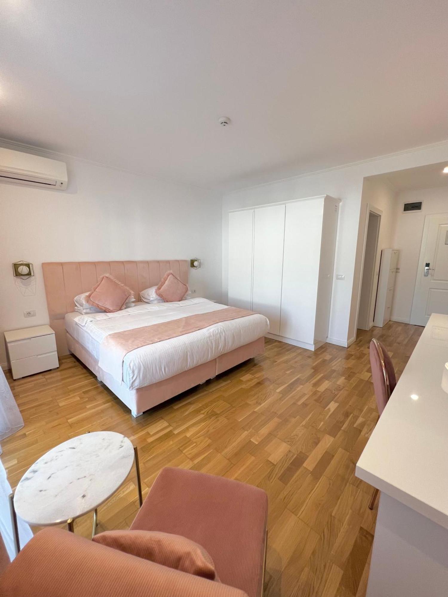 Krystal Boutique Mansion 4*