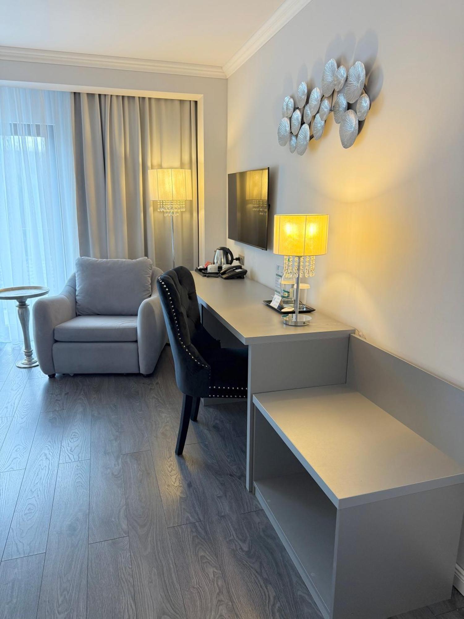 Krystal Boutique Mansion Hotel