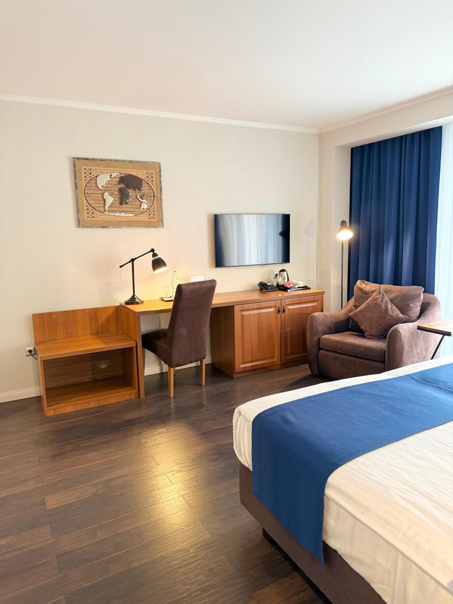 Krystal Boutique Mansion מלון 4*