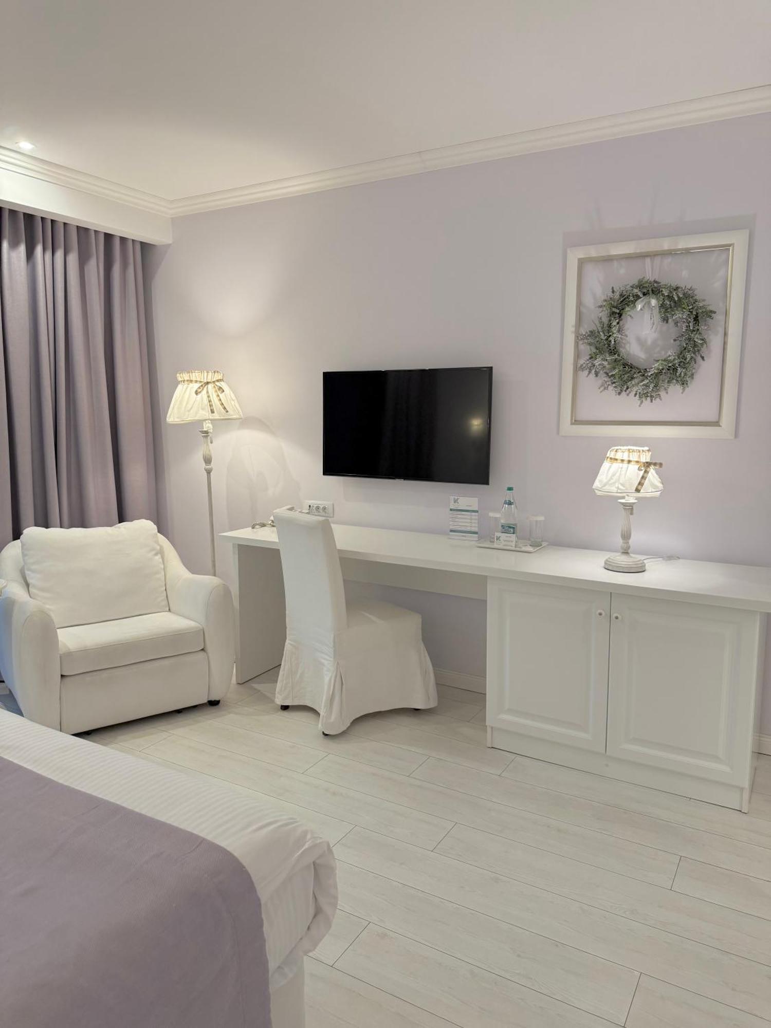 Krystal Boutique Mansion מלון חונדוארה