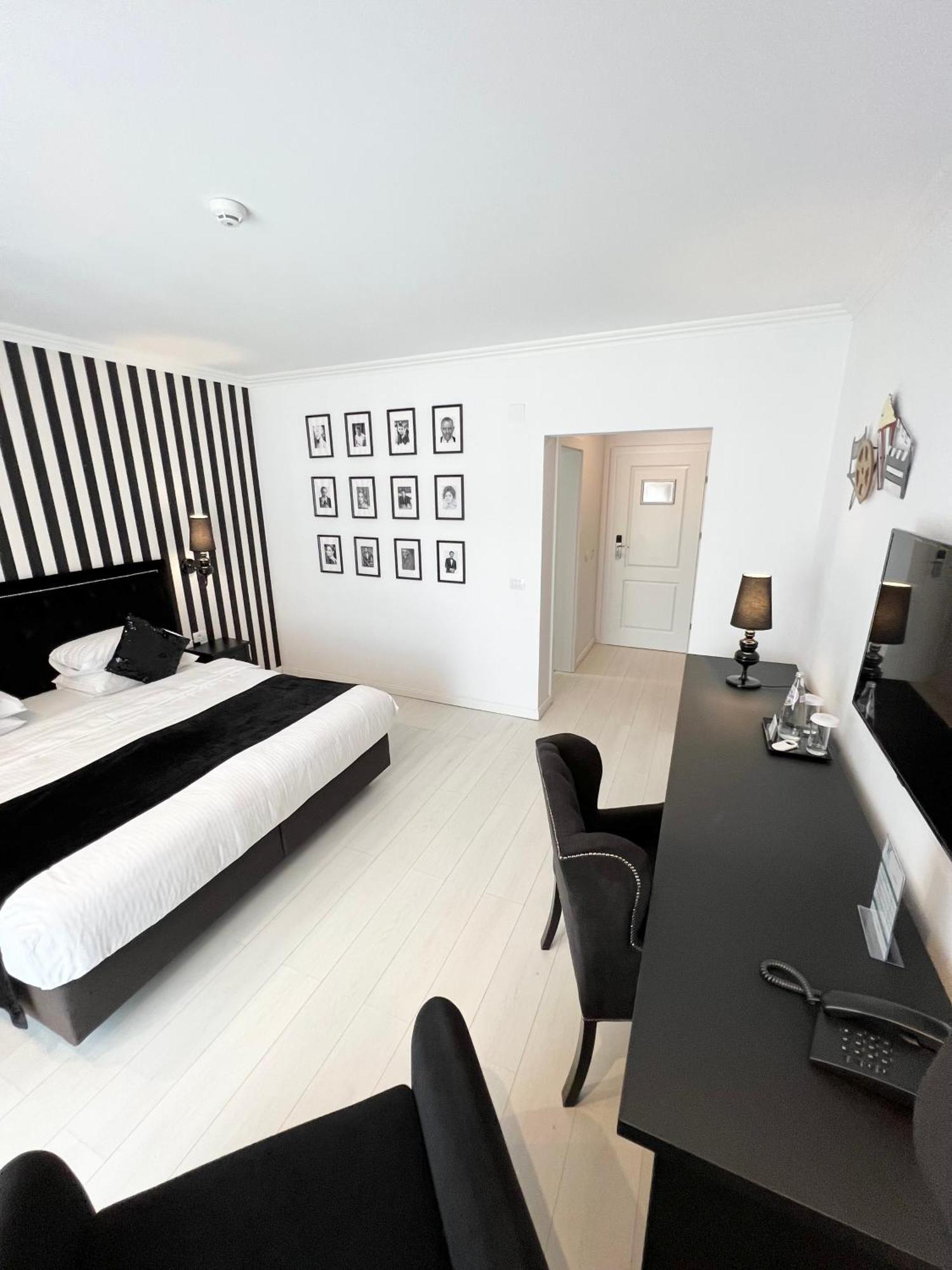 Krystal Boutique Mansion מלון