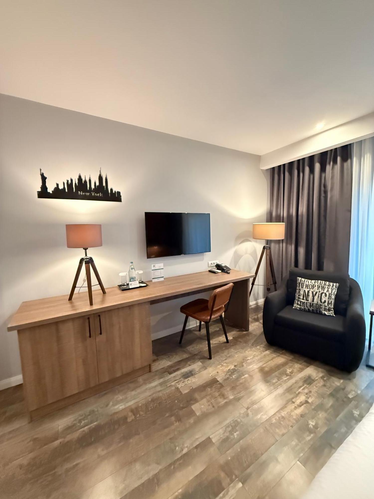 Krystal Boutique Mansion Hotel