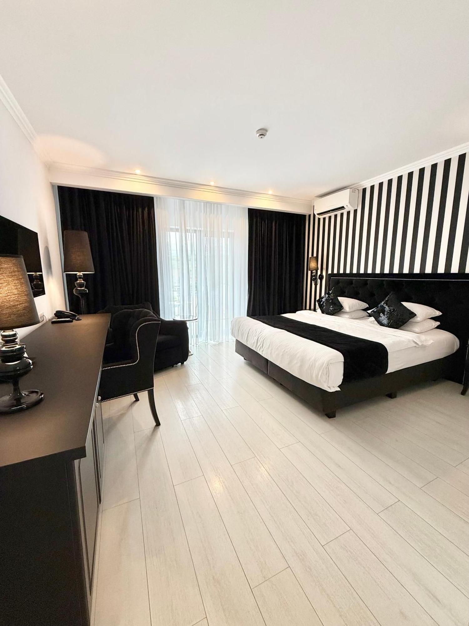 Krystal Boutique Mansion 4* Hunedoara