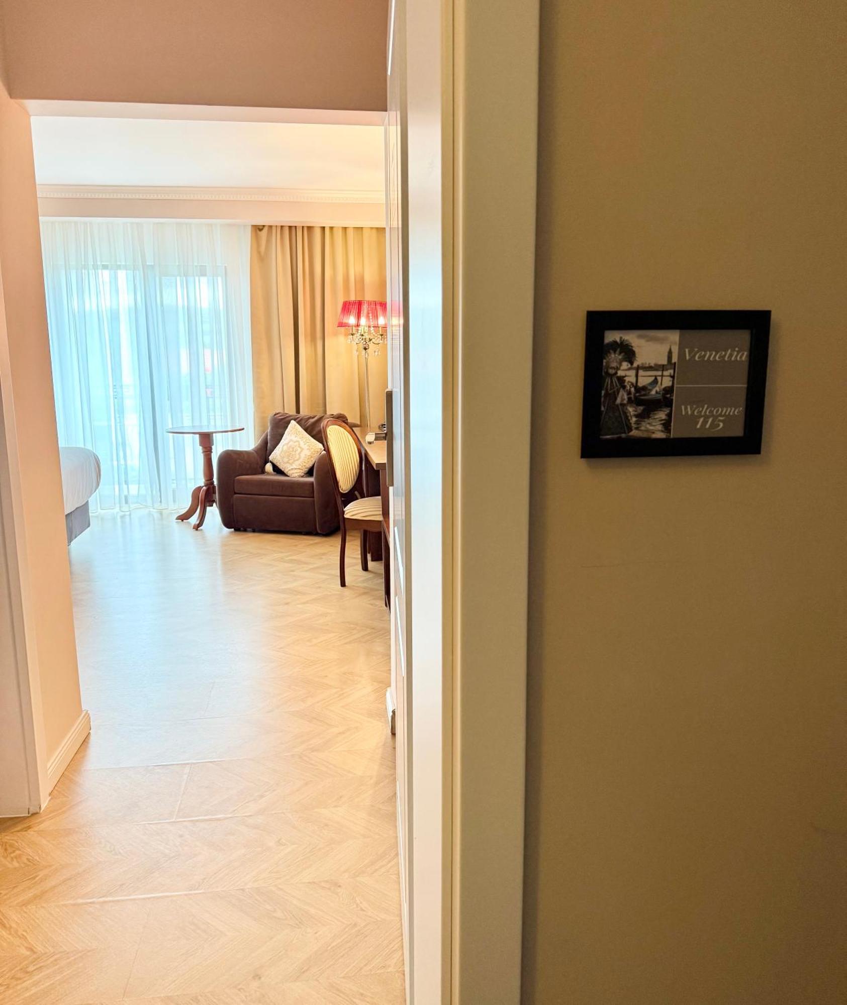 Krystal Boutique Mansion 4* Hunedoara
