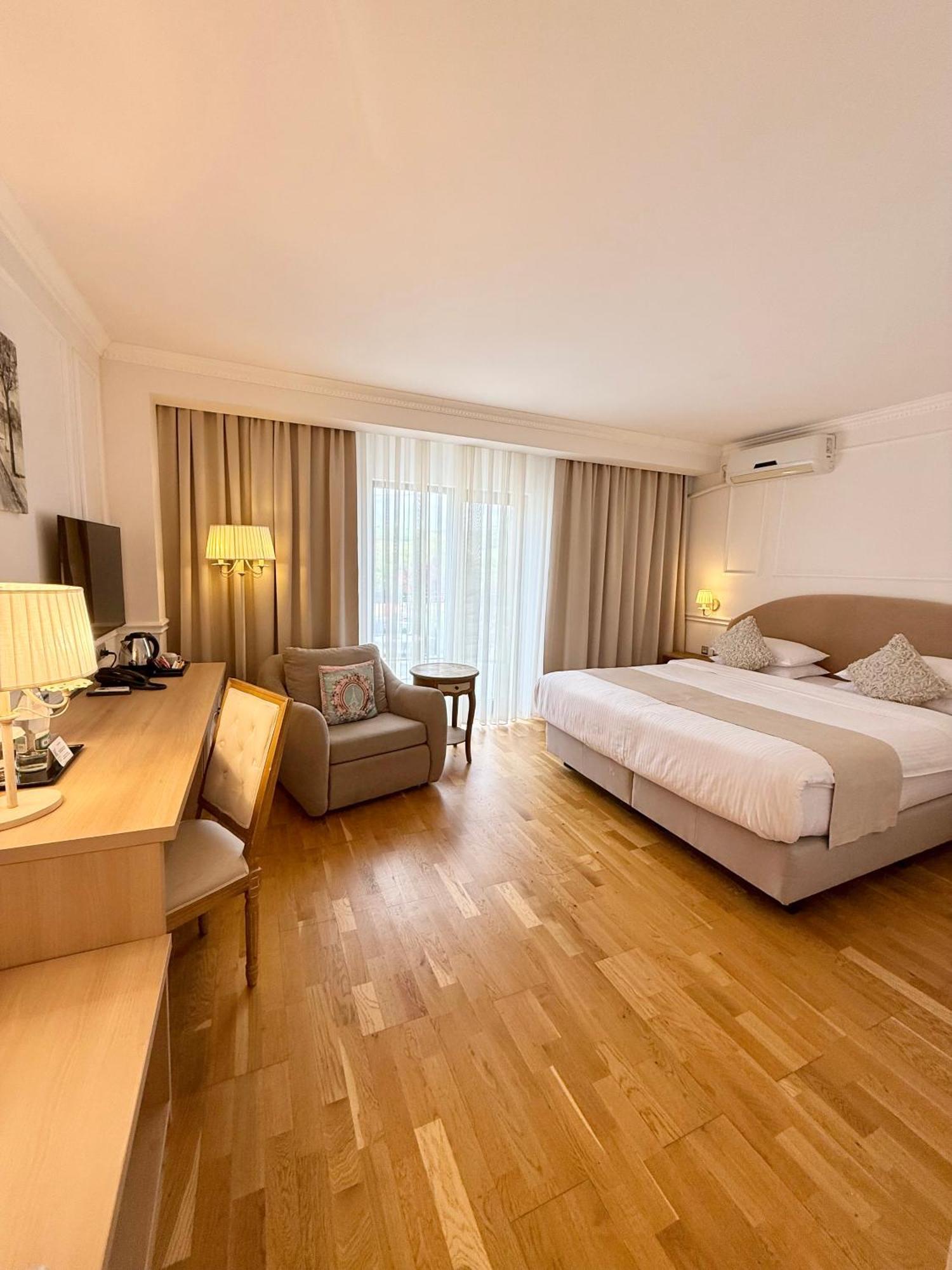 Krystal Boutique Mansion Hotel Hunedoara